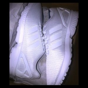 Adidas ZX FLUX size 10 for men. White, cool grey